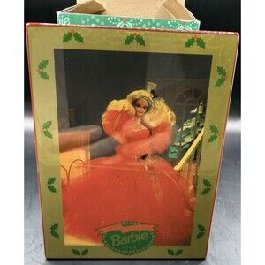 Mattel Enesco 1988 Happy Holidays Barbie Wood Musical Box Deck the Halls NEW